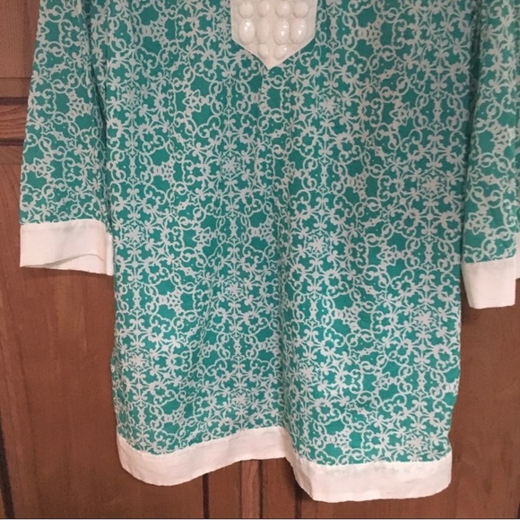 Sag Harbor top/bathing suit cover-up.
100% cotton.
Size medium - Picture 2 of 7